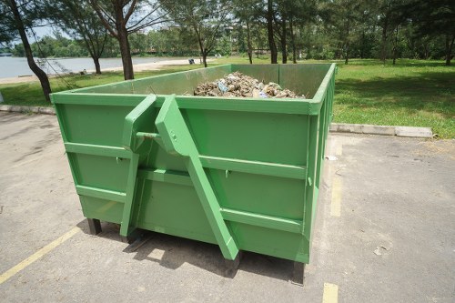 Efficient skip delivery and placement at a construction site