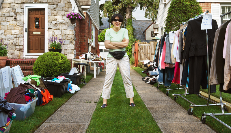 Move Forward Confidently with Clutter Removal and Hoarder Clean Up Professionals